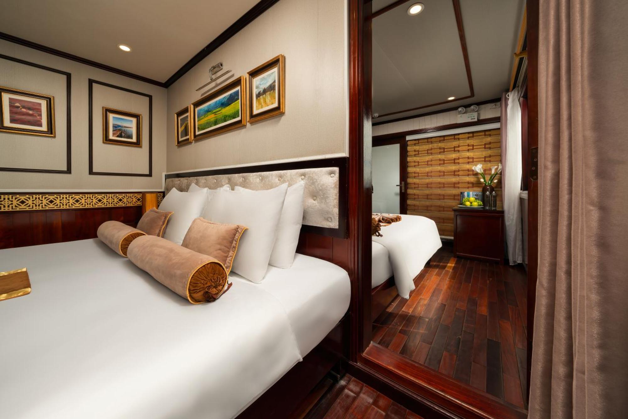 Swan Cruises Halong Халонг