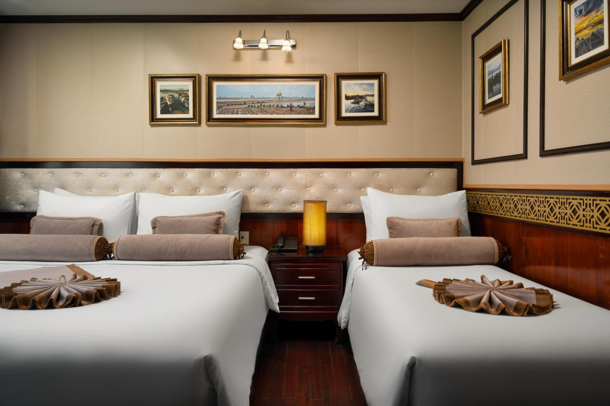 Swan Cruises Halong 4* Халонг
