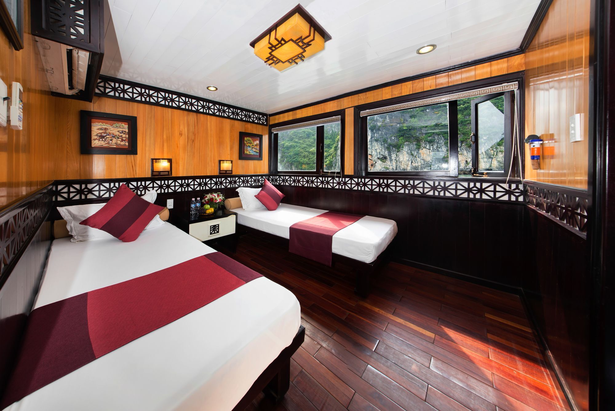 Swan Cruises Halong 4* Халонг