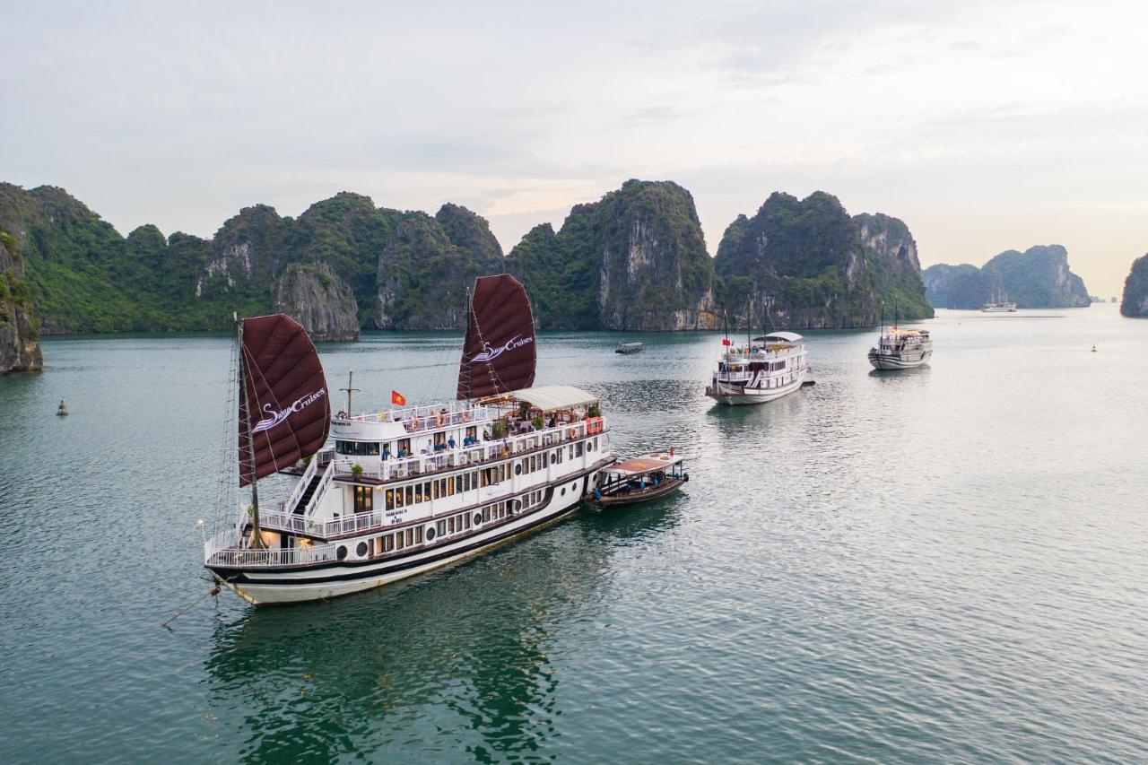 Swan Cruises Halong 4* Халонг